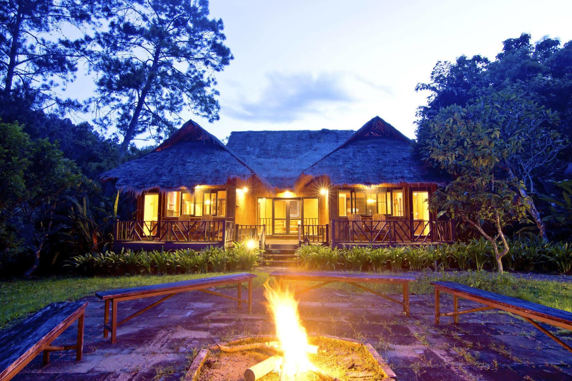 Hmong Hilltribe Lodge Mae Rim Exterior foto