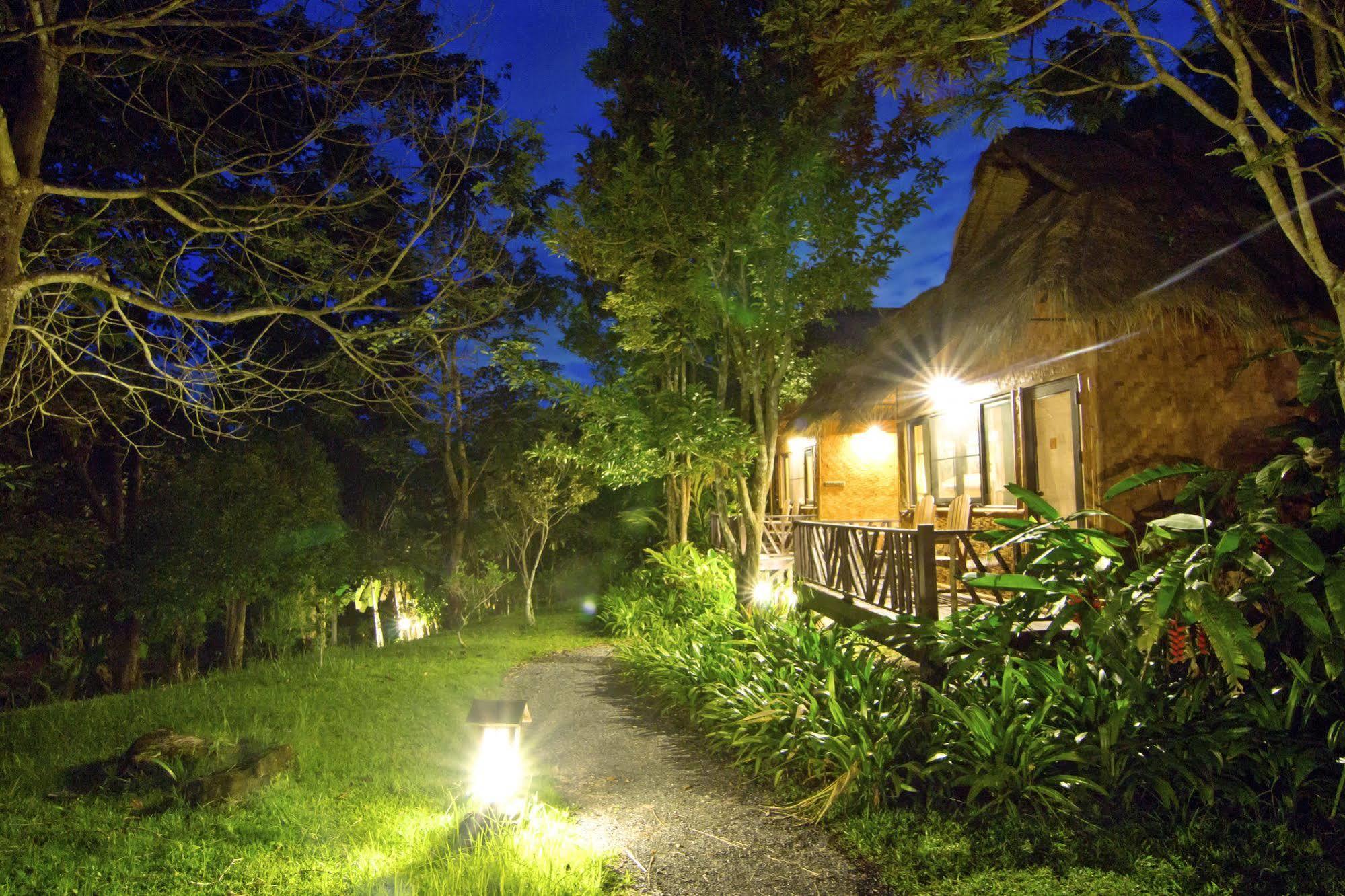 Hmong Hilltribe Lodge Mae Rim Exterior foto